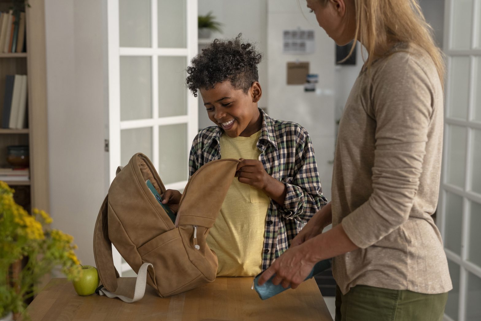 Como fidelizar famílias e facilitar a compra de materiais escolares?